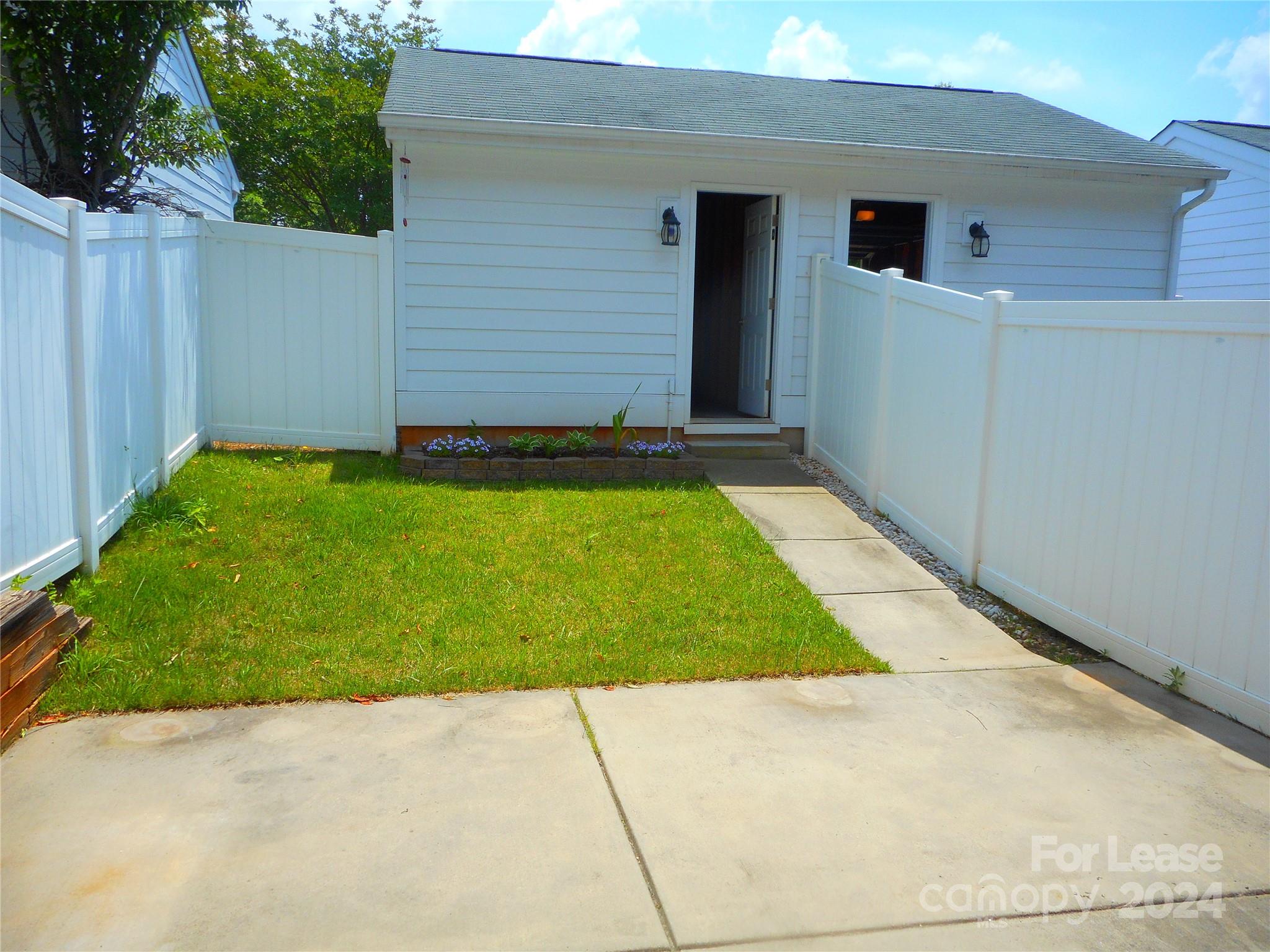 Cedar Walk - Residential Lease