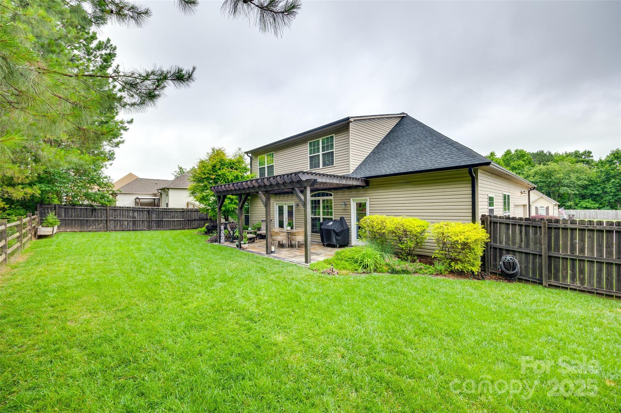 Stoneridge Lakes - Residential