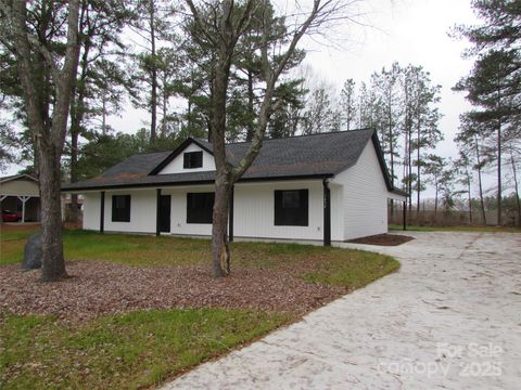 A home in Clover