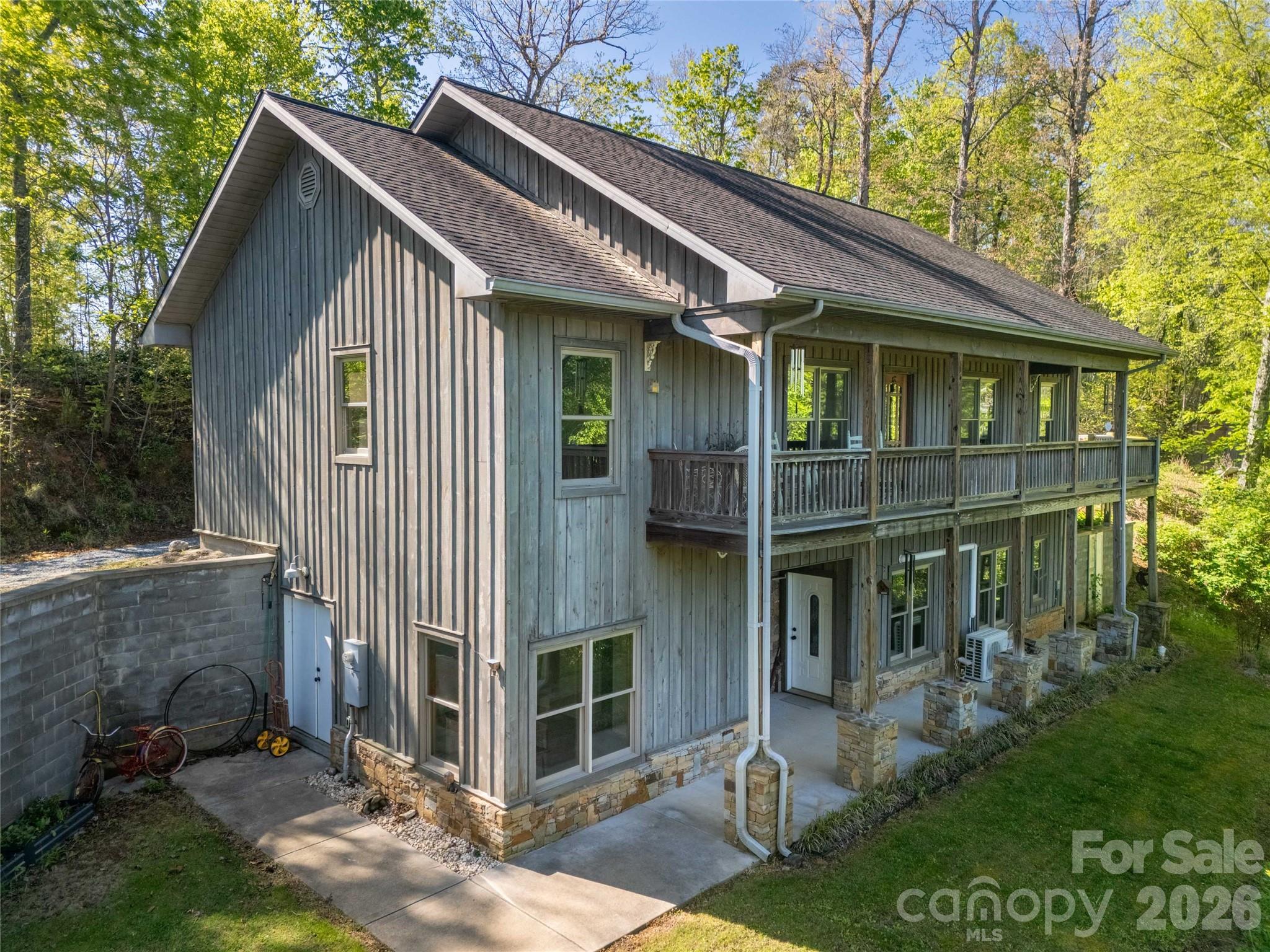 219 Sandalwood Drive