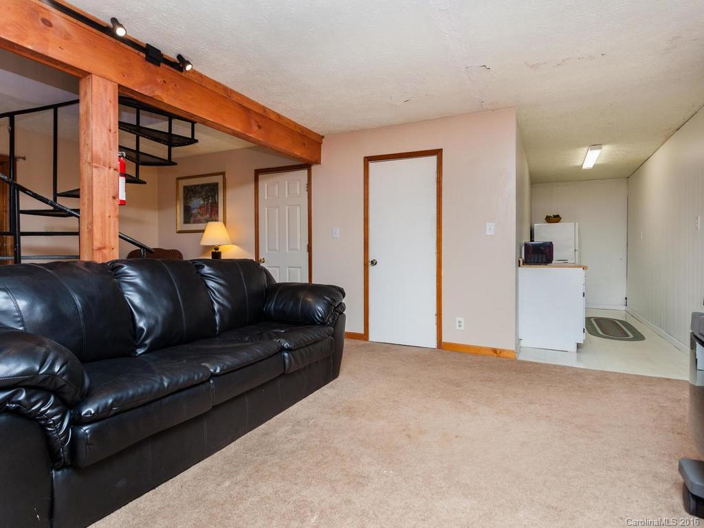 Buck Springs Acres - Residential