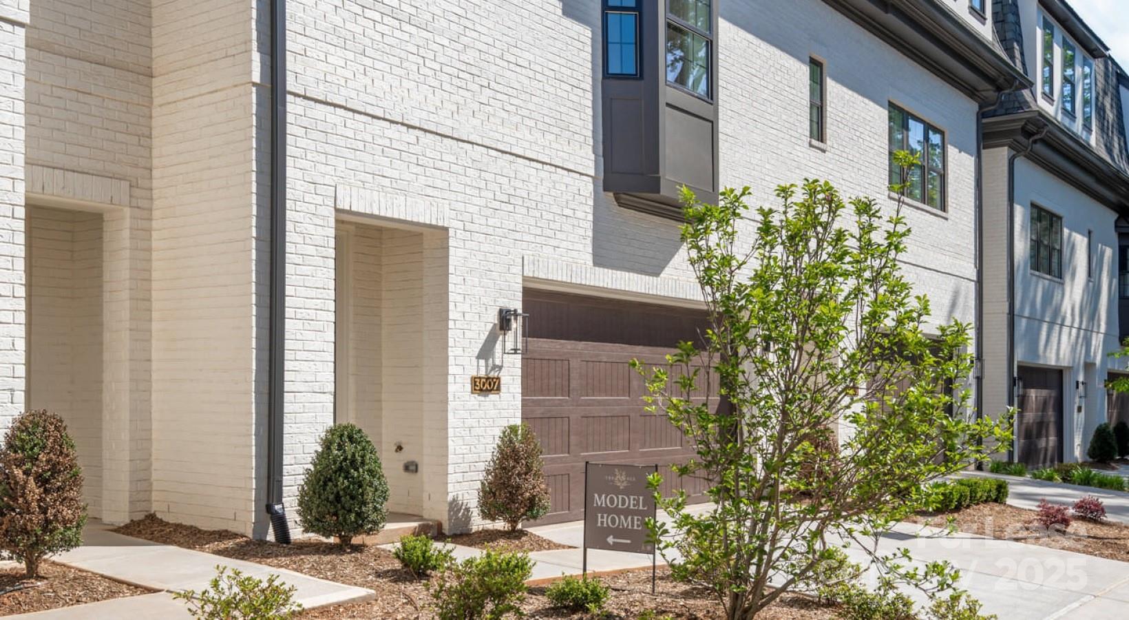 Charlotte, North Carolina 28210, United States, 4 Bedrooms Bedrooms, ,4 BathroomsBathrooms,Residential,Active,106723