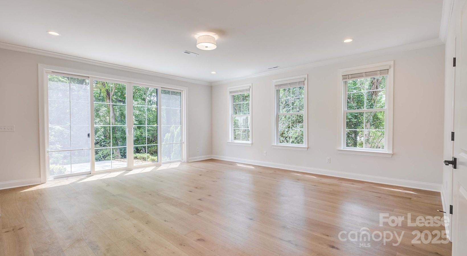 Charlotte, North Carolina 28210, United States, 4 Bedrooms Bedrooms, ,4 BathroomsBathrooms,Residential,Active,106723