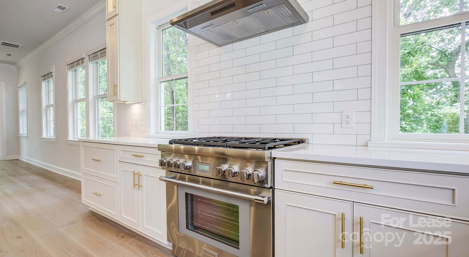 Charlotte, North Carolina 28210, United States, 4 Bedrooms Bedrooms, ,4 BathroomsBathrooms,Residential,Active,106723