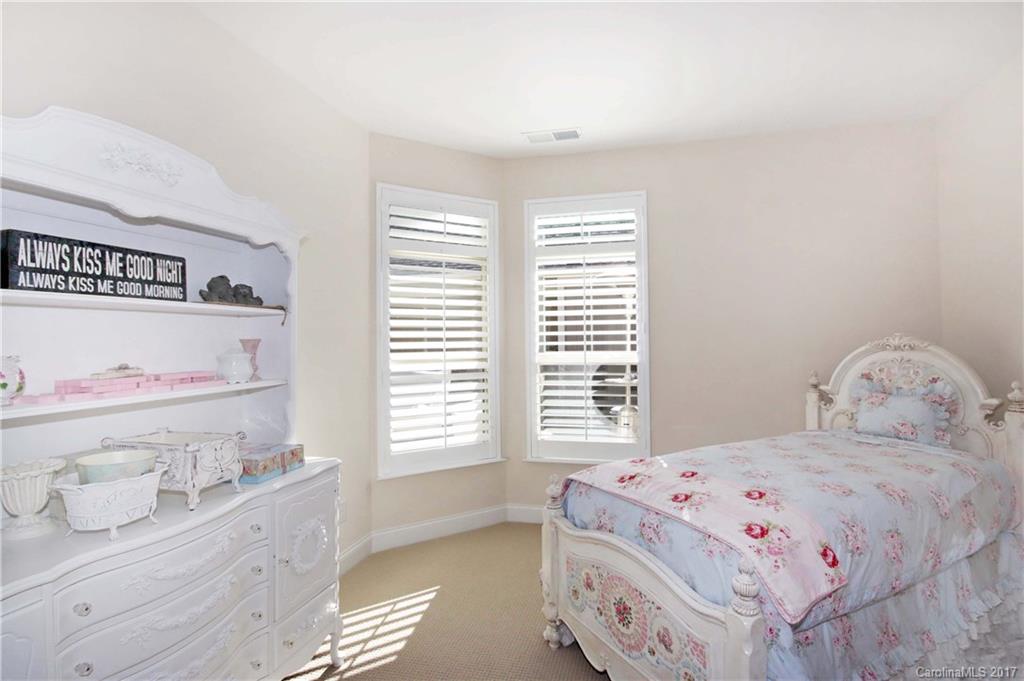 The Courtyards at Brawley Point - Residential