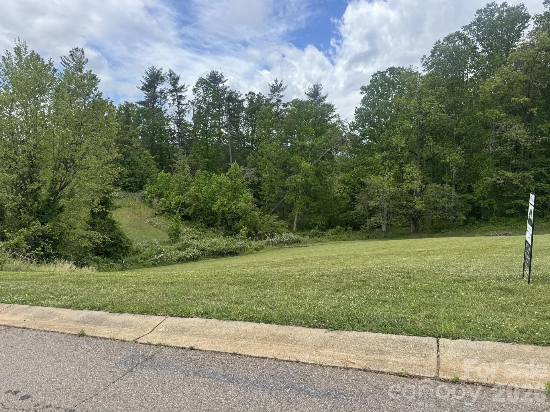 84 Gracie Lane