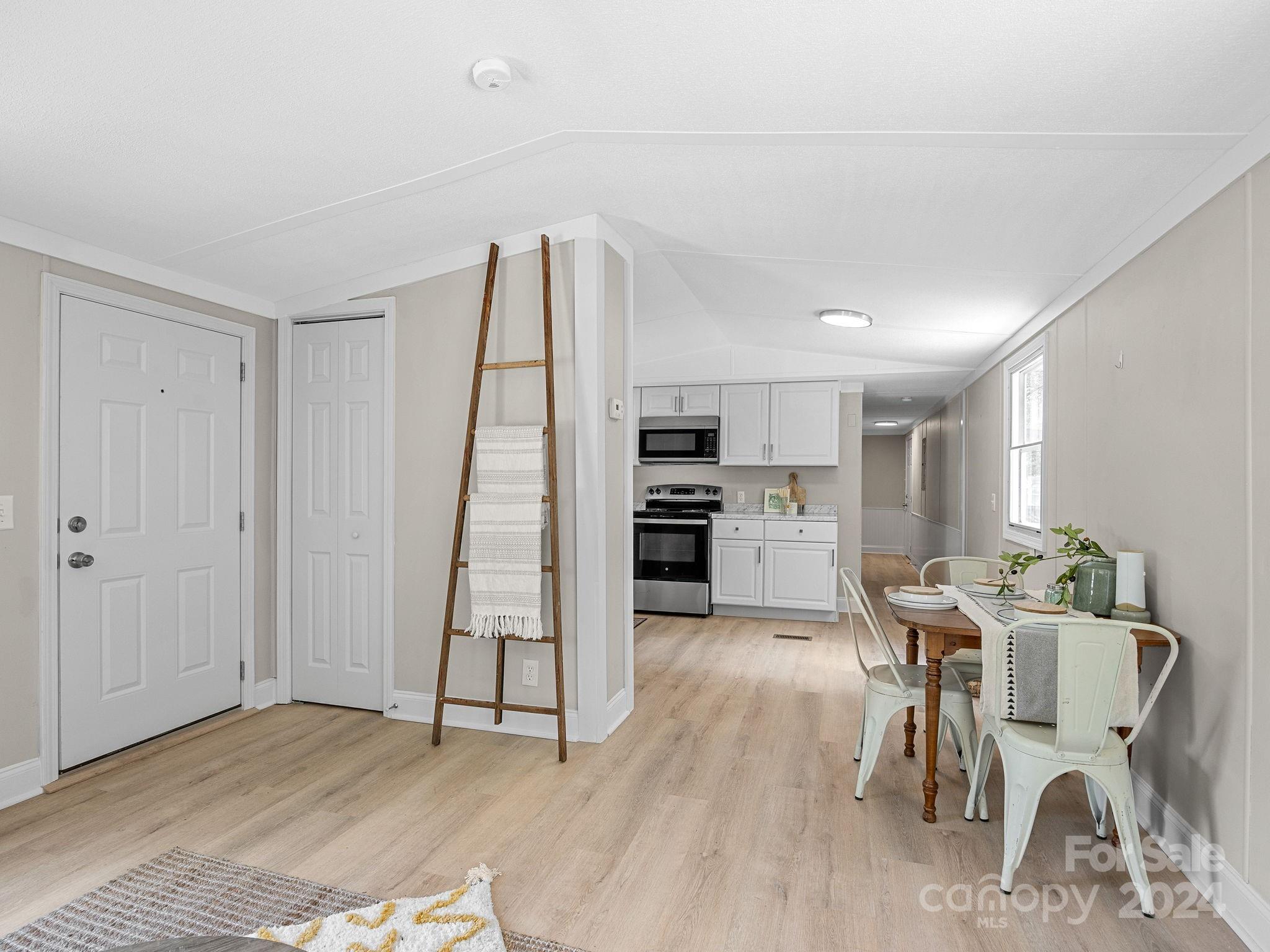 Brownstone - Residential