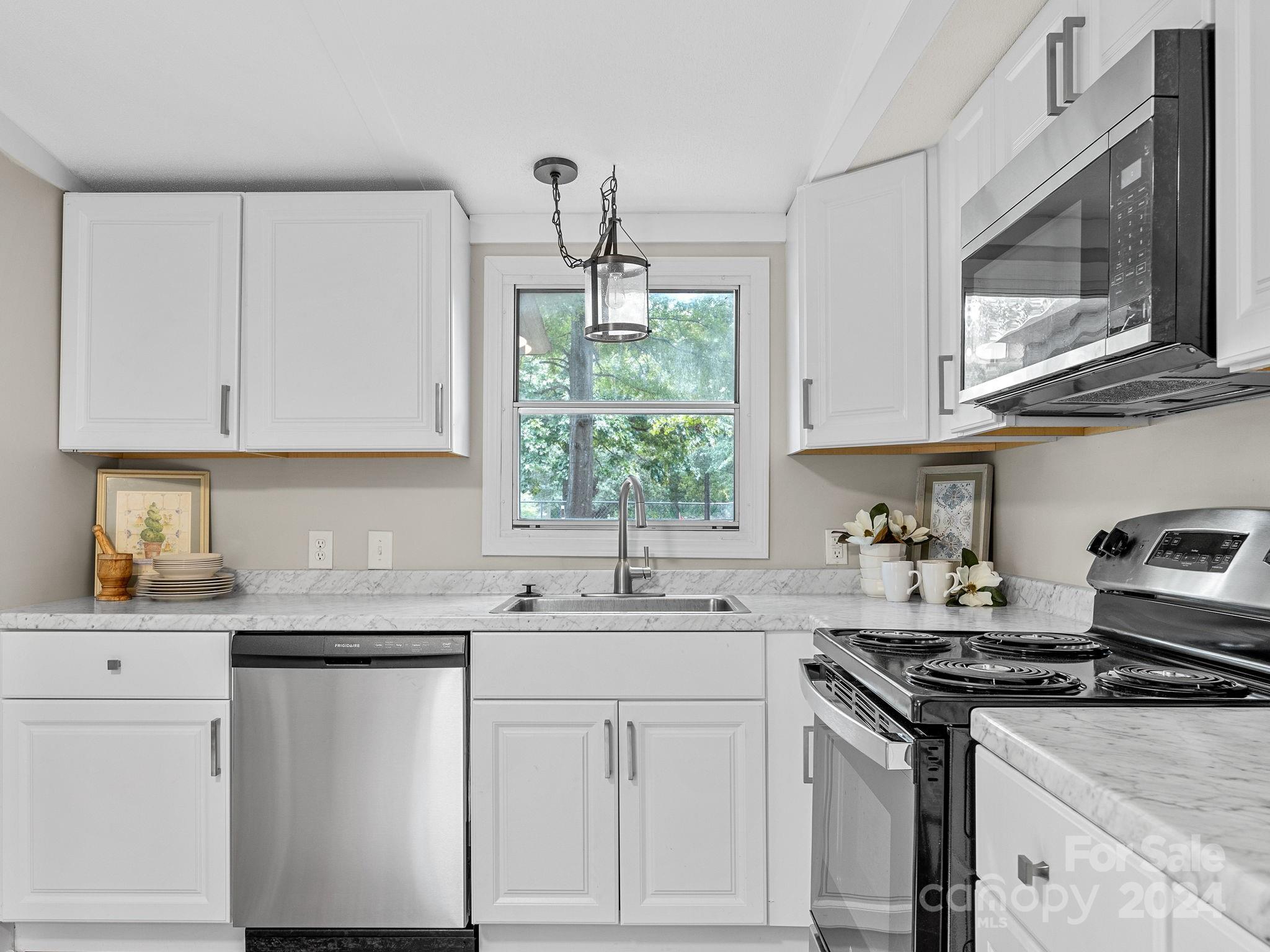 Brownstone - Residential