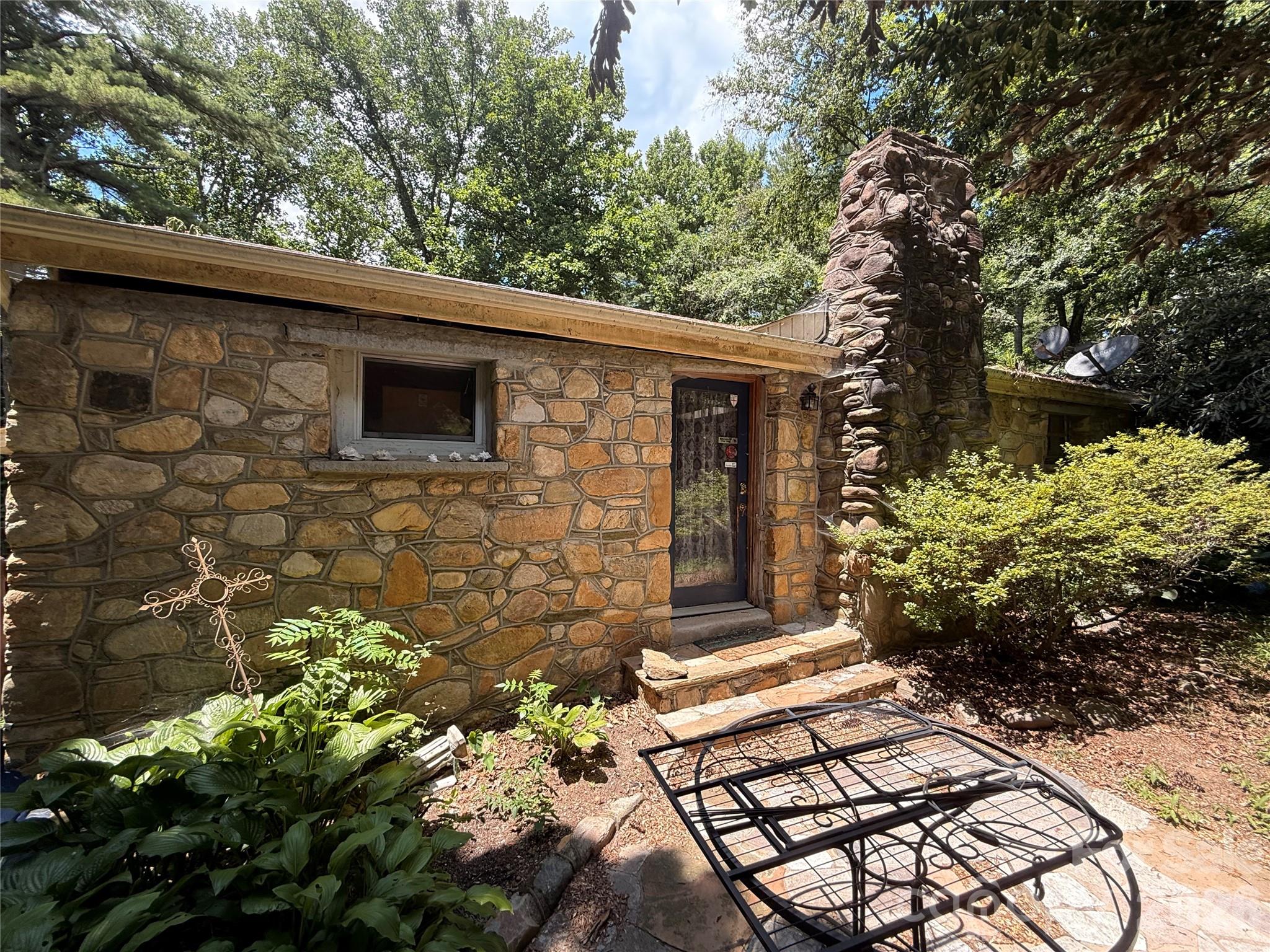 1359 Lamb Mountain Road
