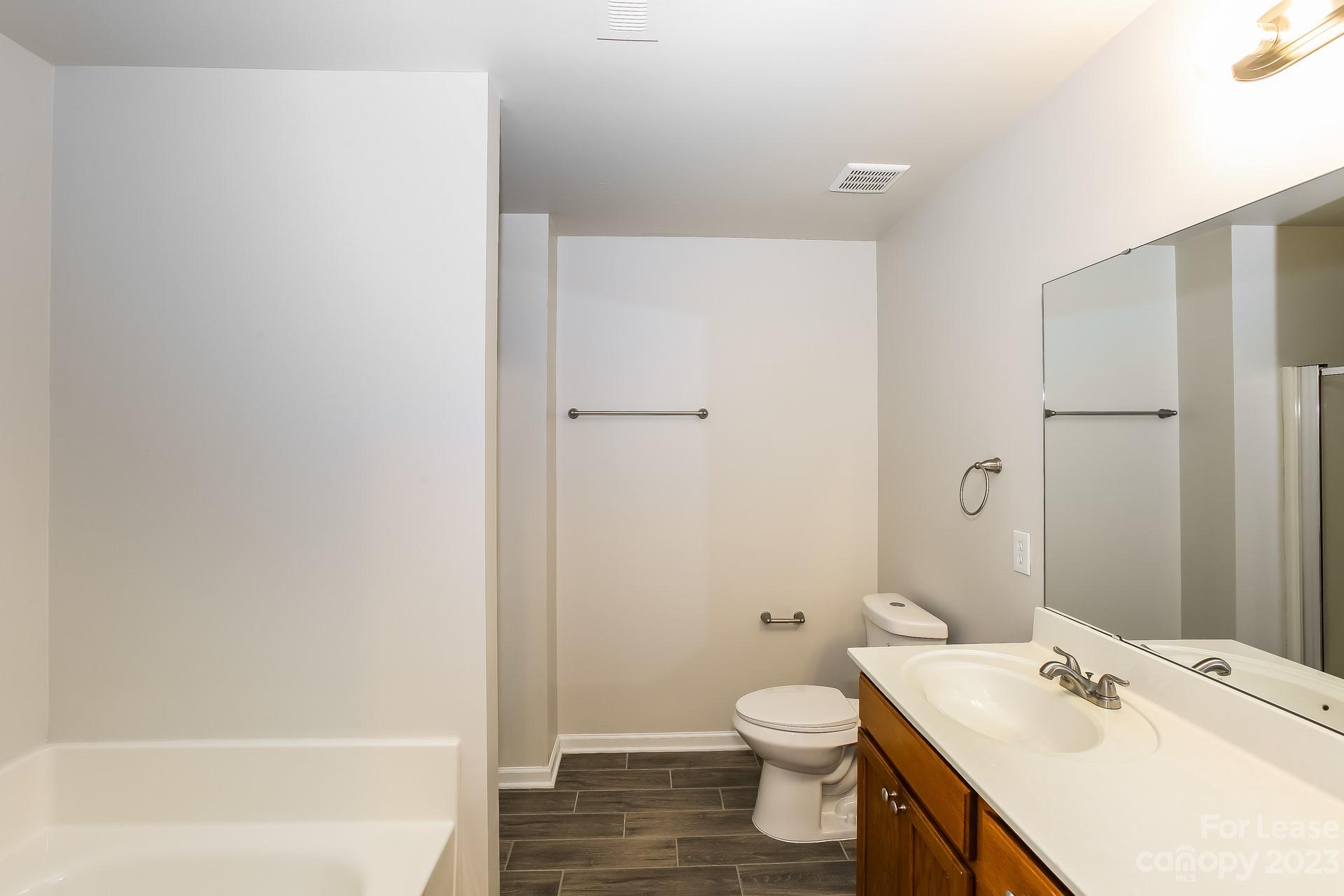 Central Park - Residential Lease