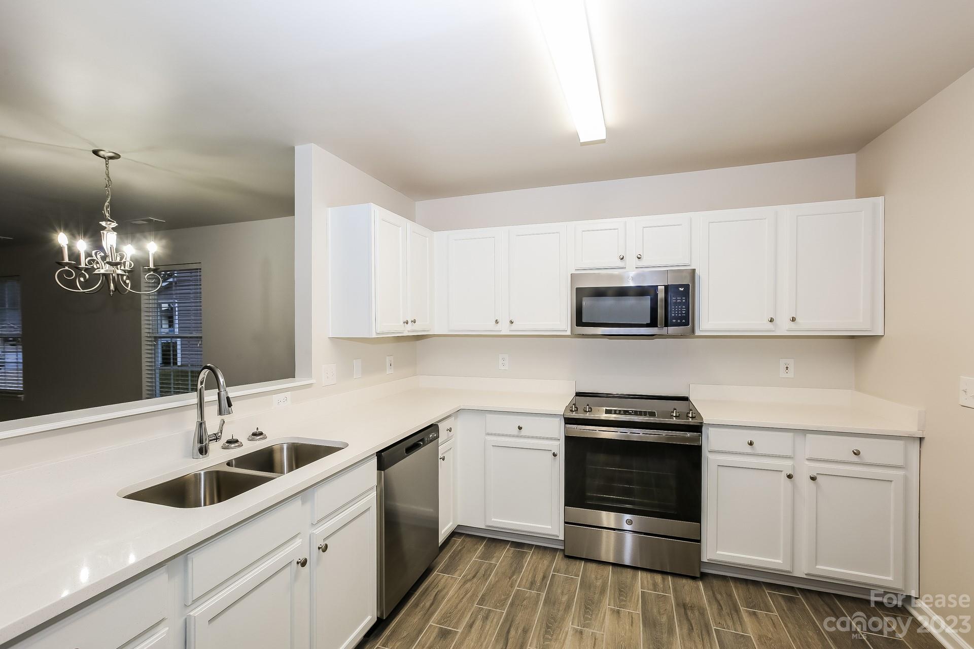 Central Park - Residential Lease