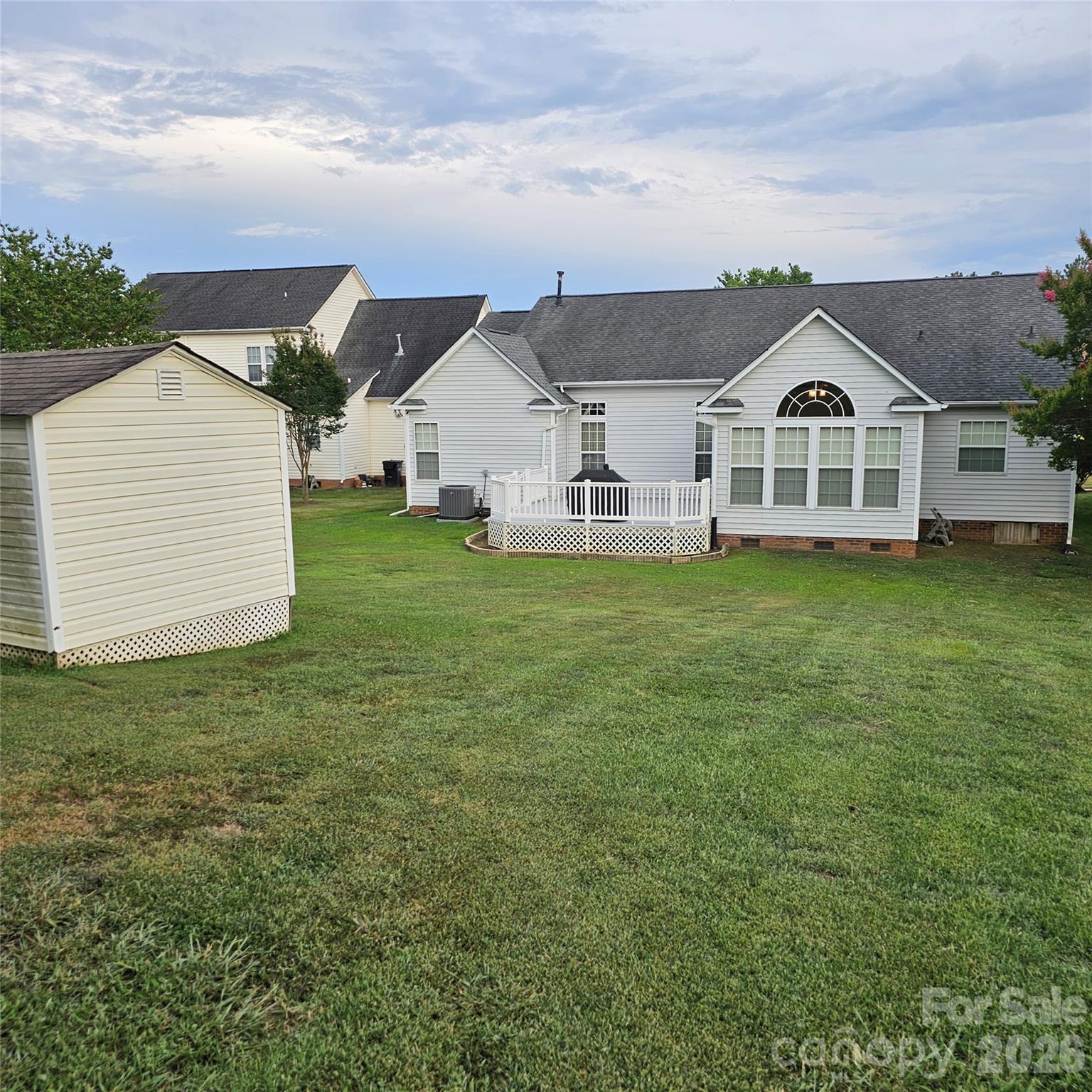 4022 Meadowview Hills Drive