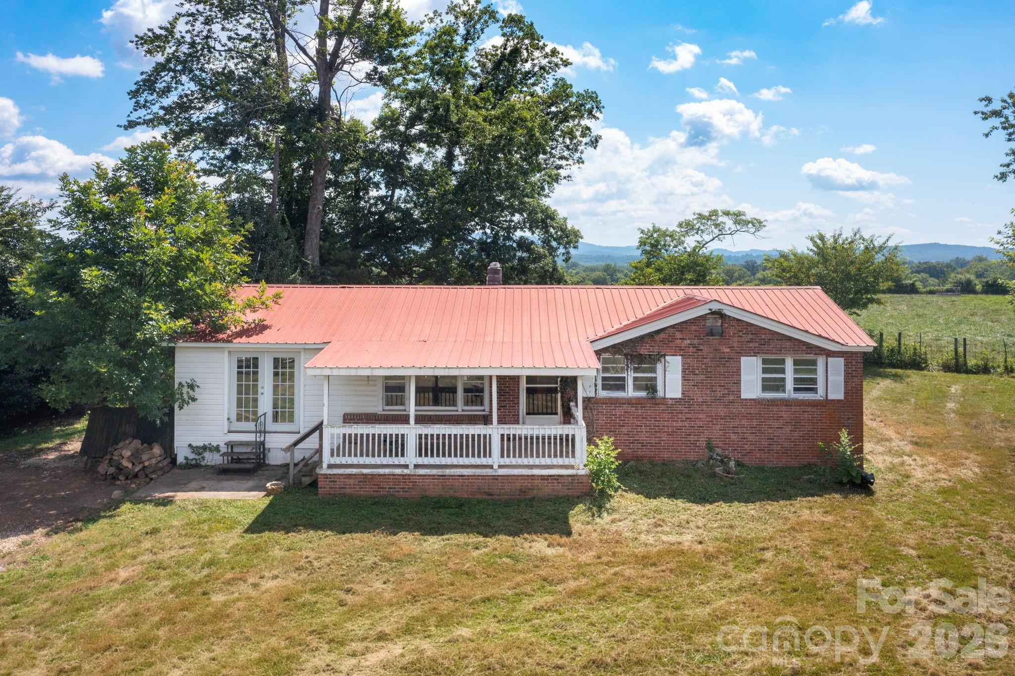 86 Sterling Drive, Mills River, NC, 28759