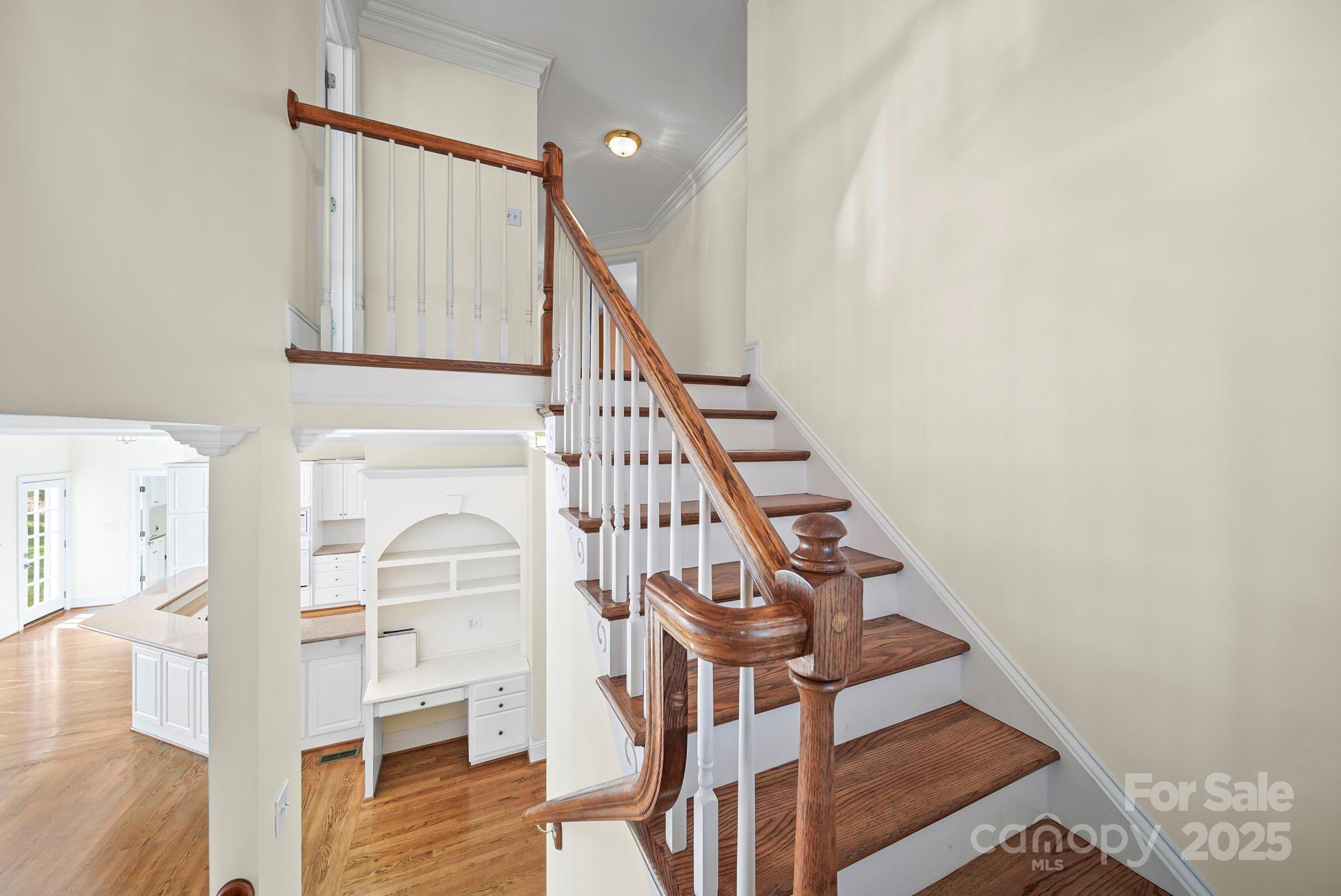 Charlotte, North Carolina 28269, United States, 5 Bedrooms Bedrooms, ,4 BathroomsBathrooms,Residential,Active,249275