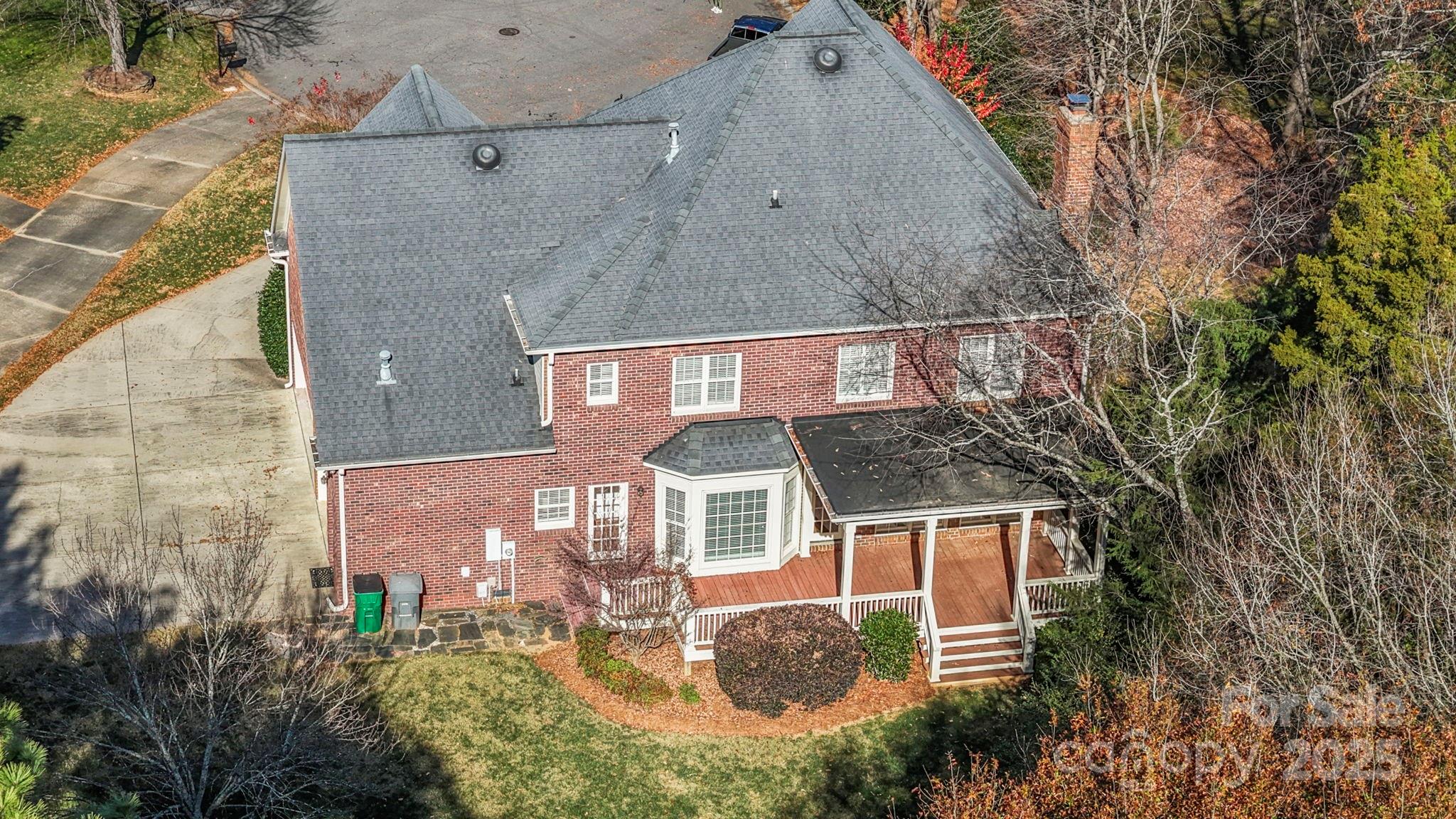 Charlotte, North Carolina 28269, United States, 5 Bedrooms Bedrooms, ,4 BathroomsBathrooms,Residential,Active,249275