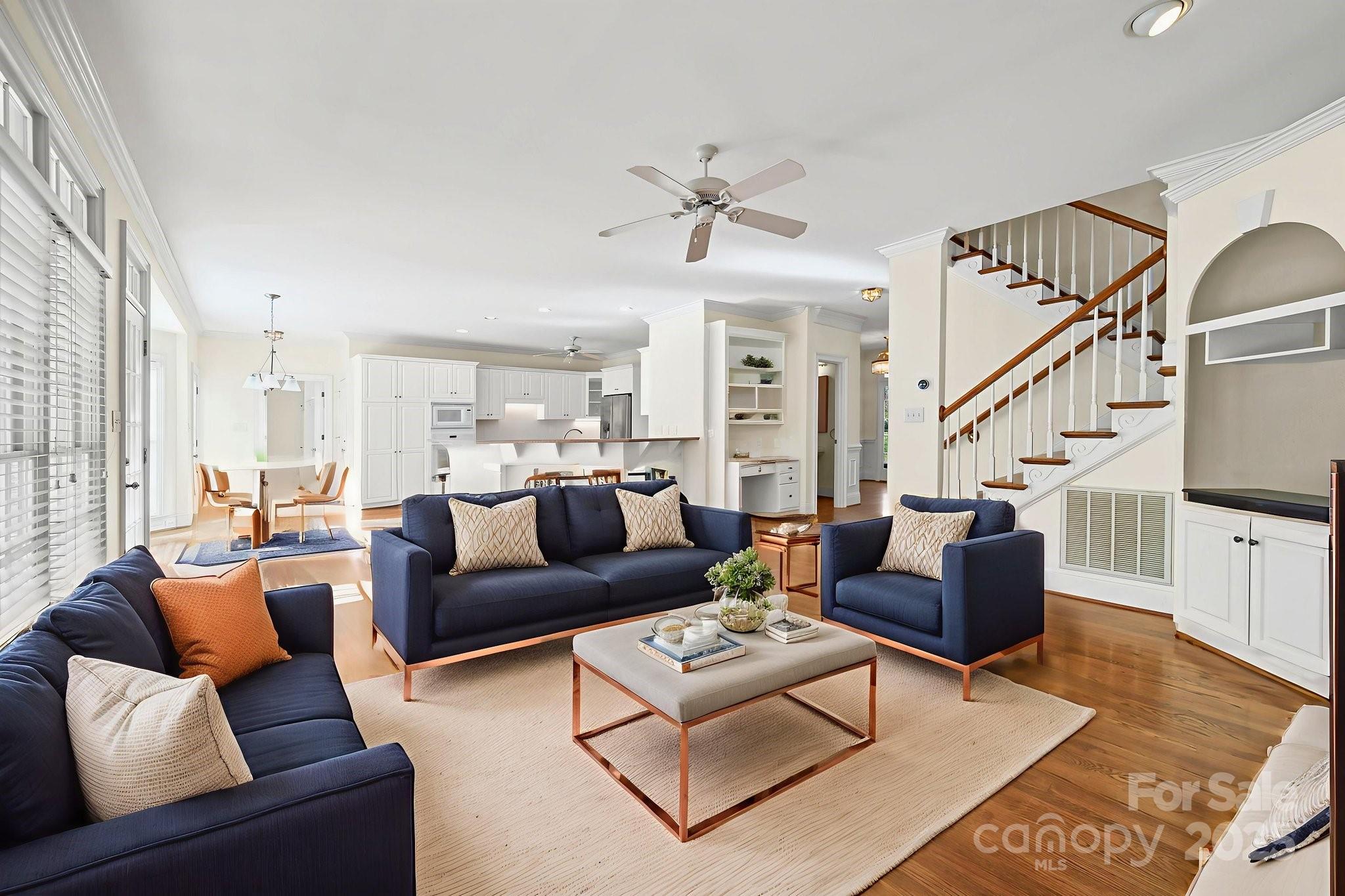 Charlotte, North Carolina 28269, United States, 5 Bedrooms Bedrooms, ,4 BathroomsBathrooms,Residential,Active,249275