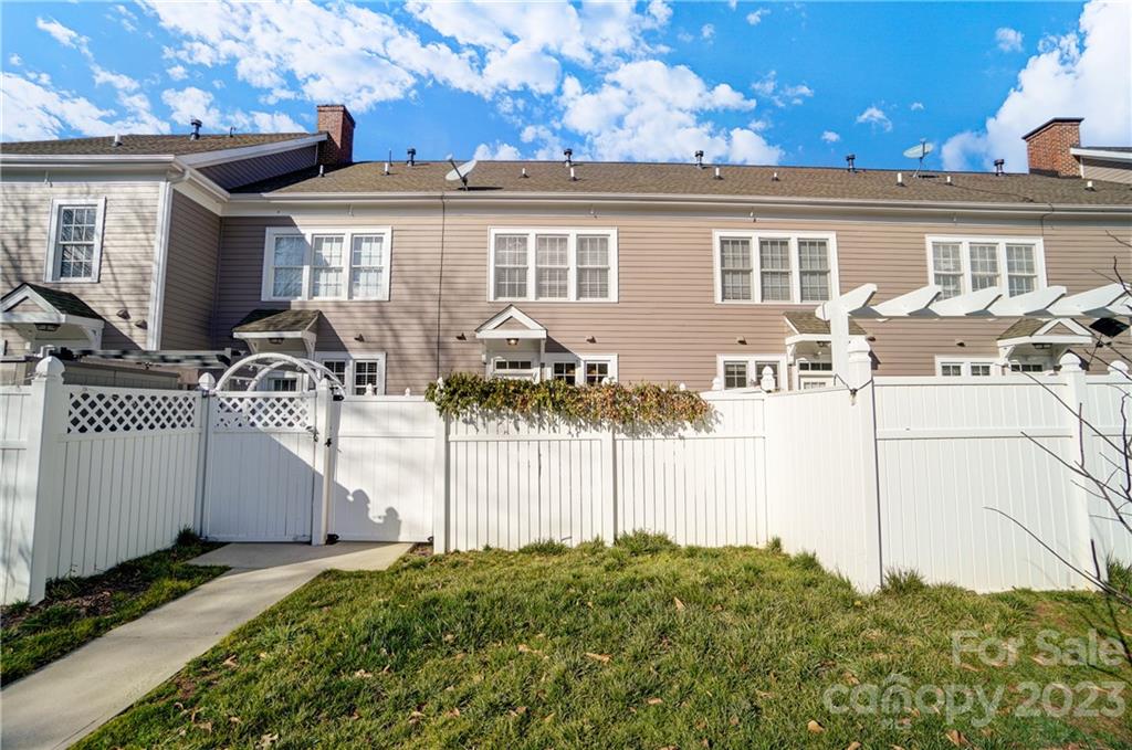 Baxter Village - Residential