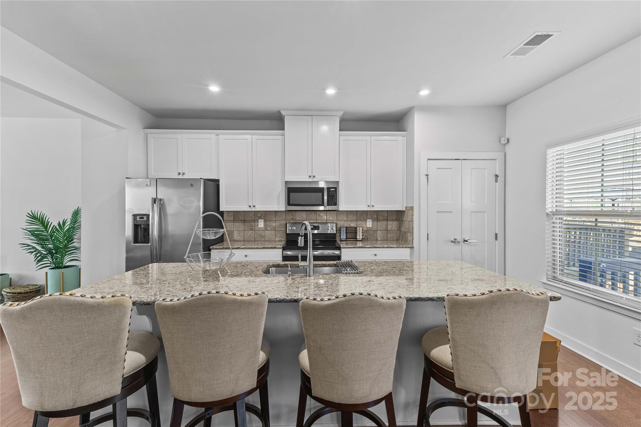 Townes of Oakhurst - Residential