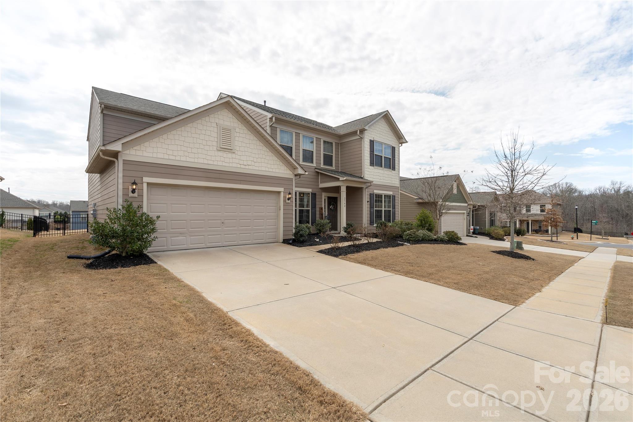 Queensbridge - Residential