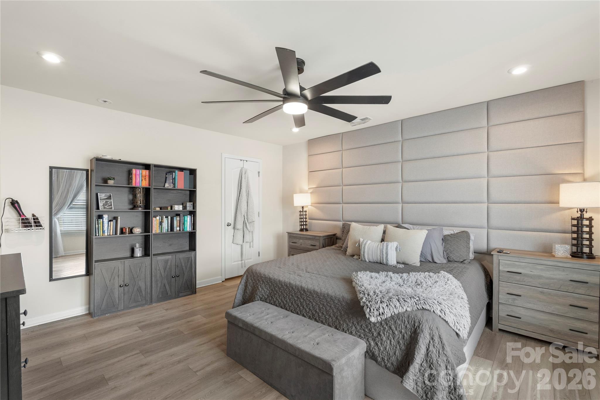 Queensbridge - Residential