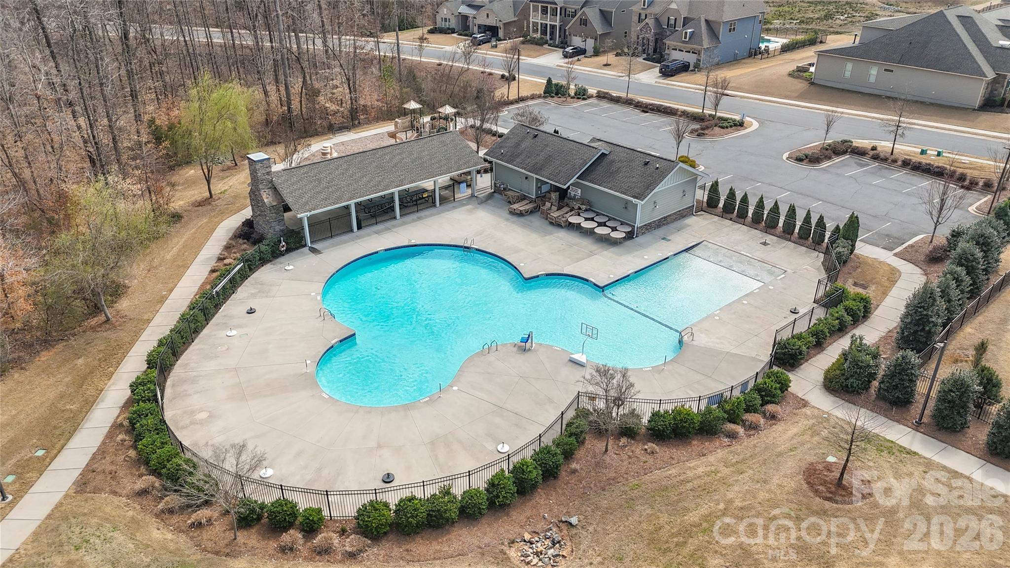 Queensbridge - Residential