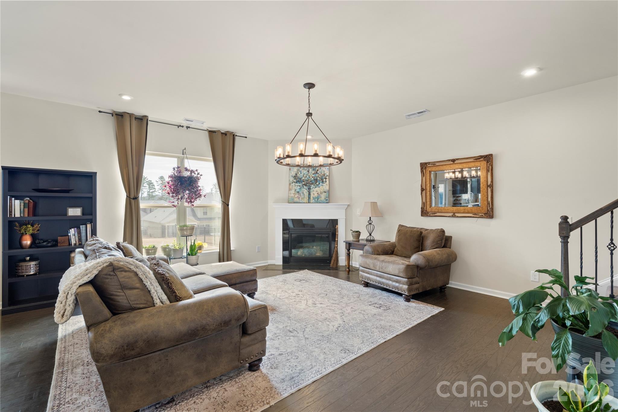 Queensbridge - Residential