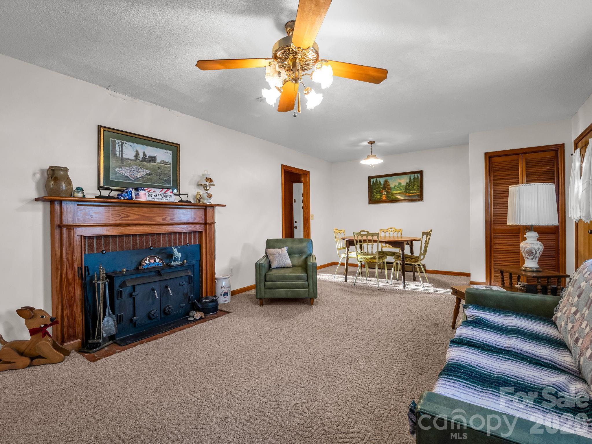 160 Puzzle Creek Road