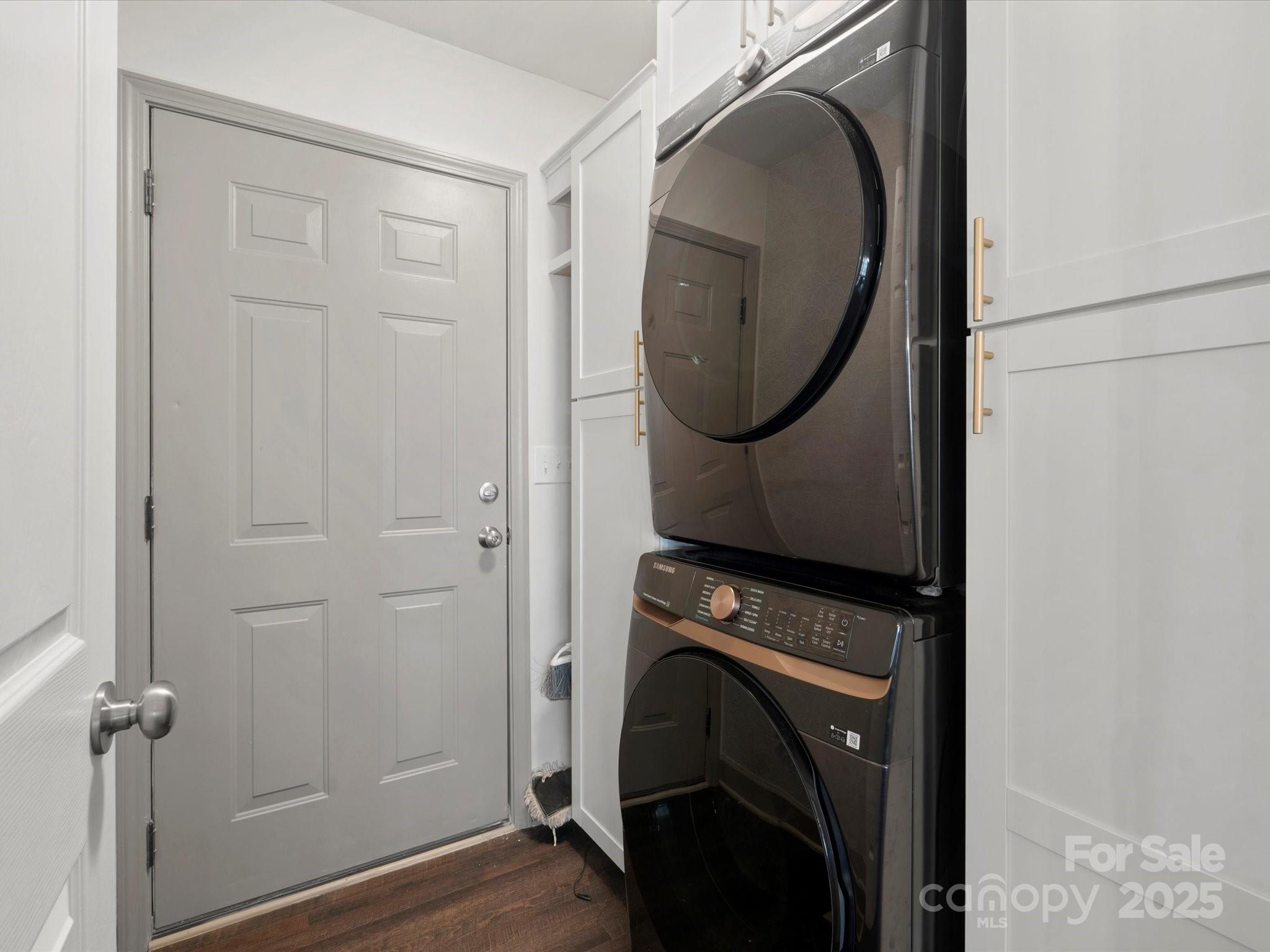 Ridgewood - Residential