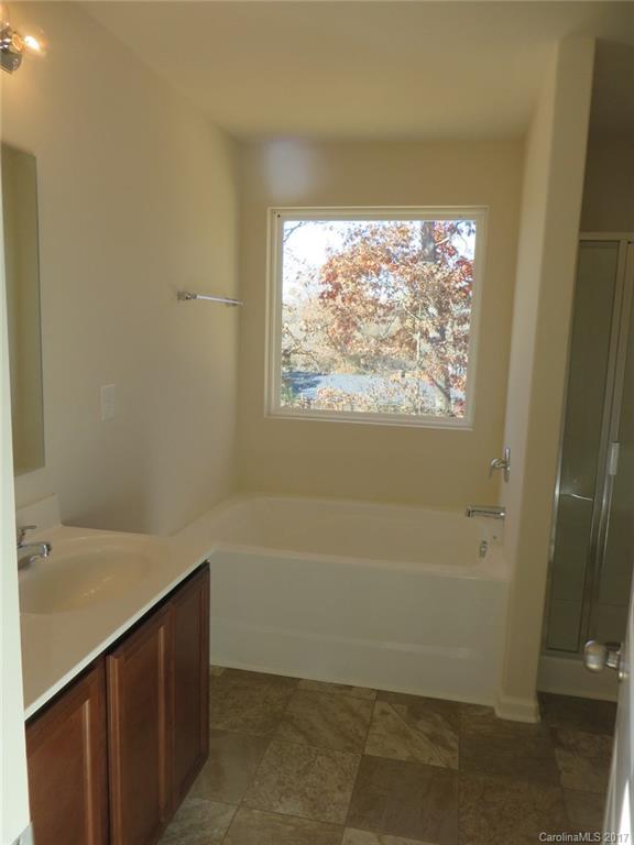 Lincoln Meadows - Residential Lease