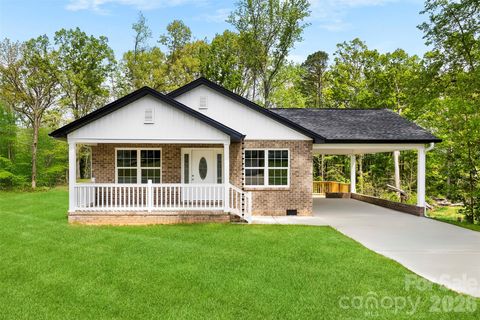 108 W Iowa Avenue Bessemer City NC 28016