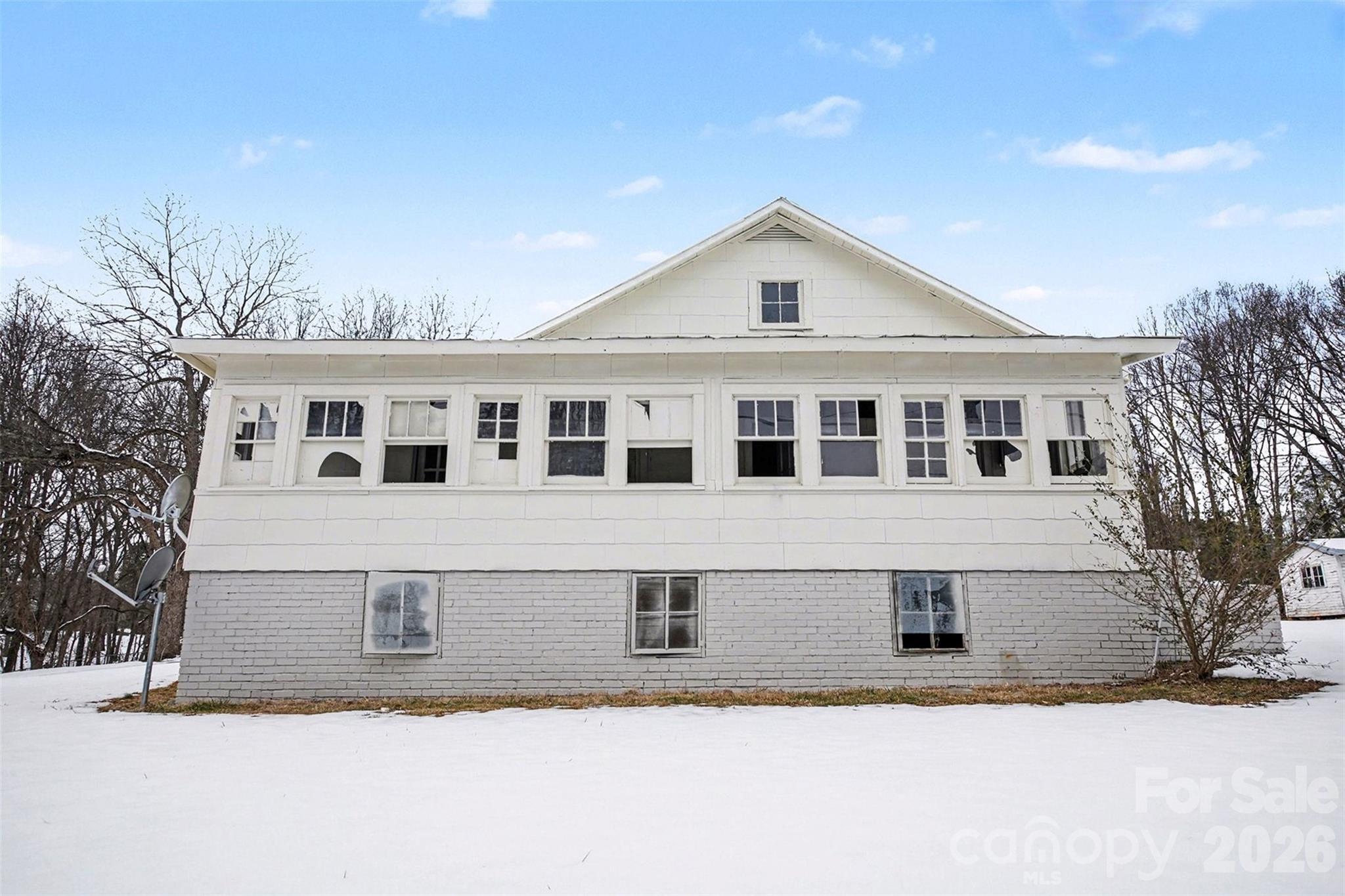 540 S Halifax Street