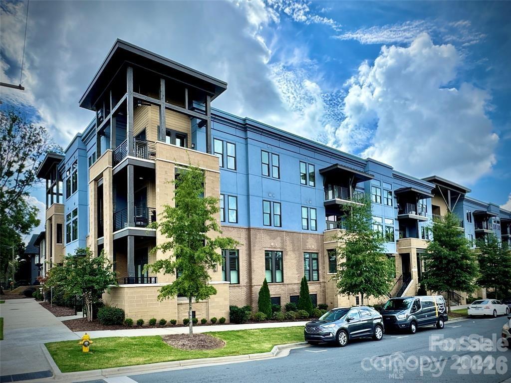 2401 Euclid Avenue 311