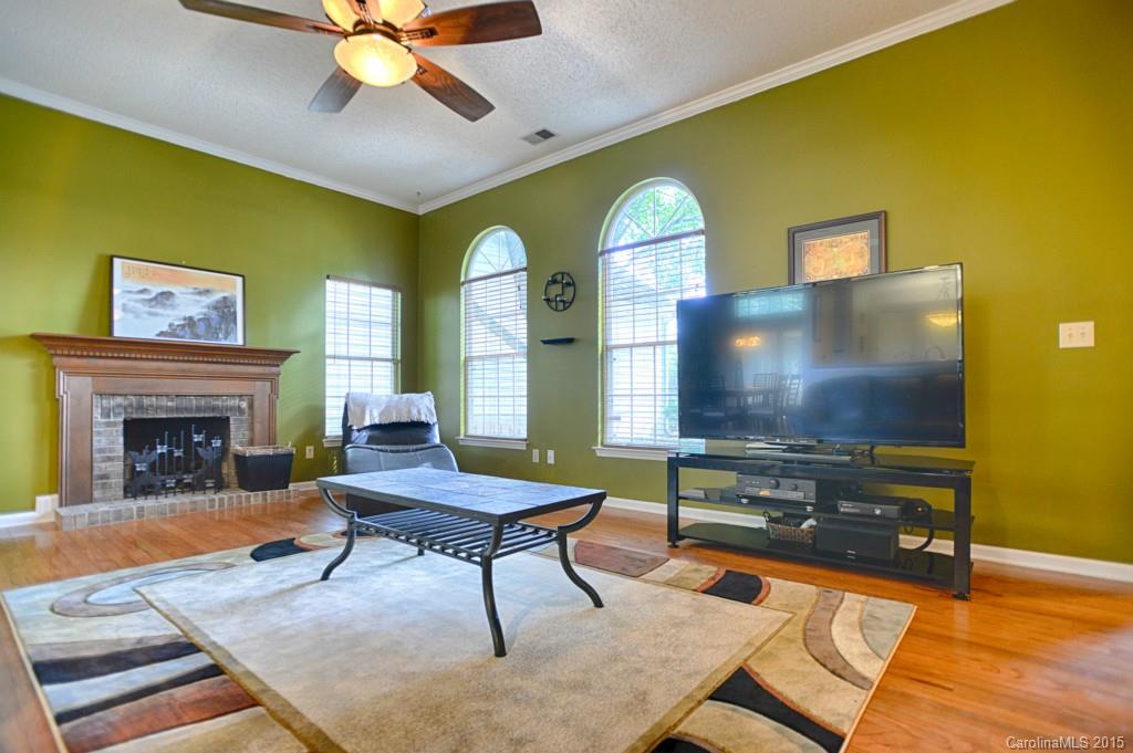 Woodside Village - Residential