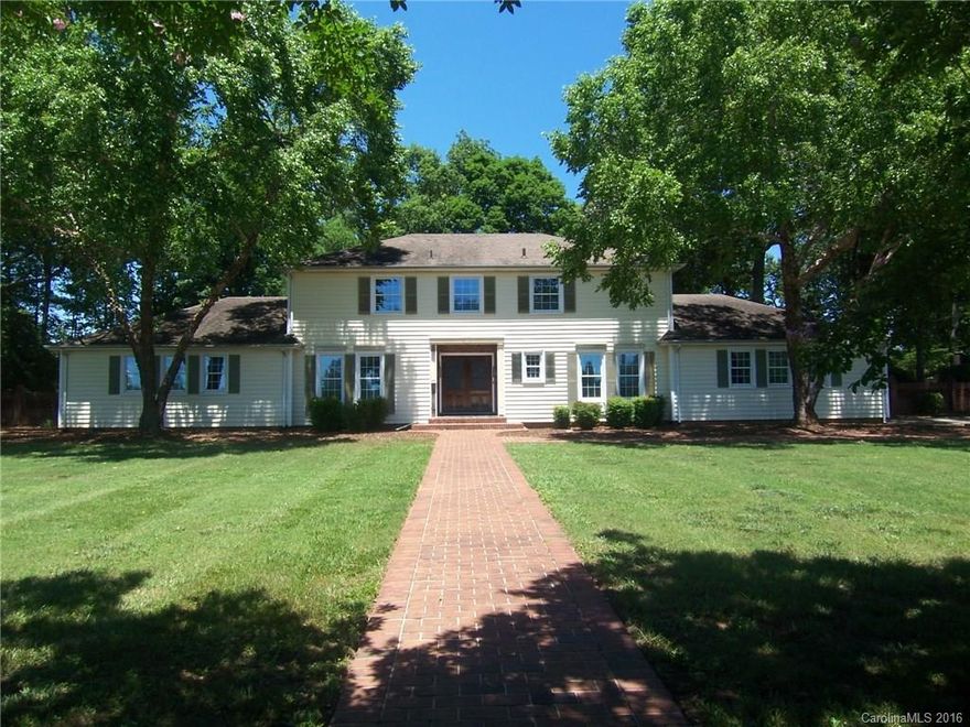 Oversized Boiling Springs opportunity. 2 story home needs updates and cosmetics. Located on large corner lot. Brick fenced rear yard, covered patio, brick walks, iron gates. Established neighborhood. Priced to sell.