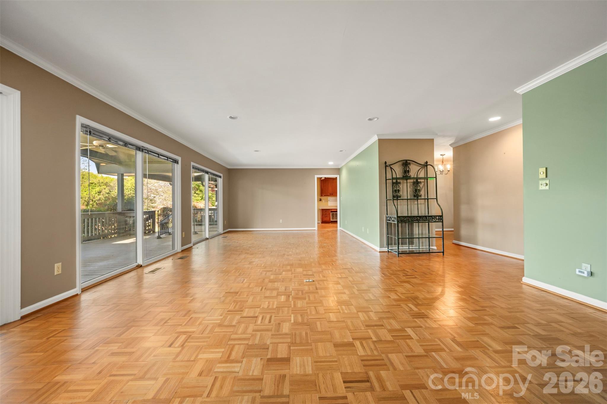 Hunting Wood - Residential