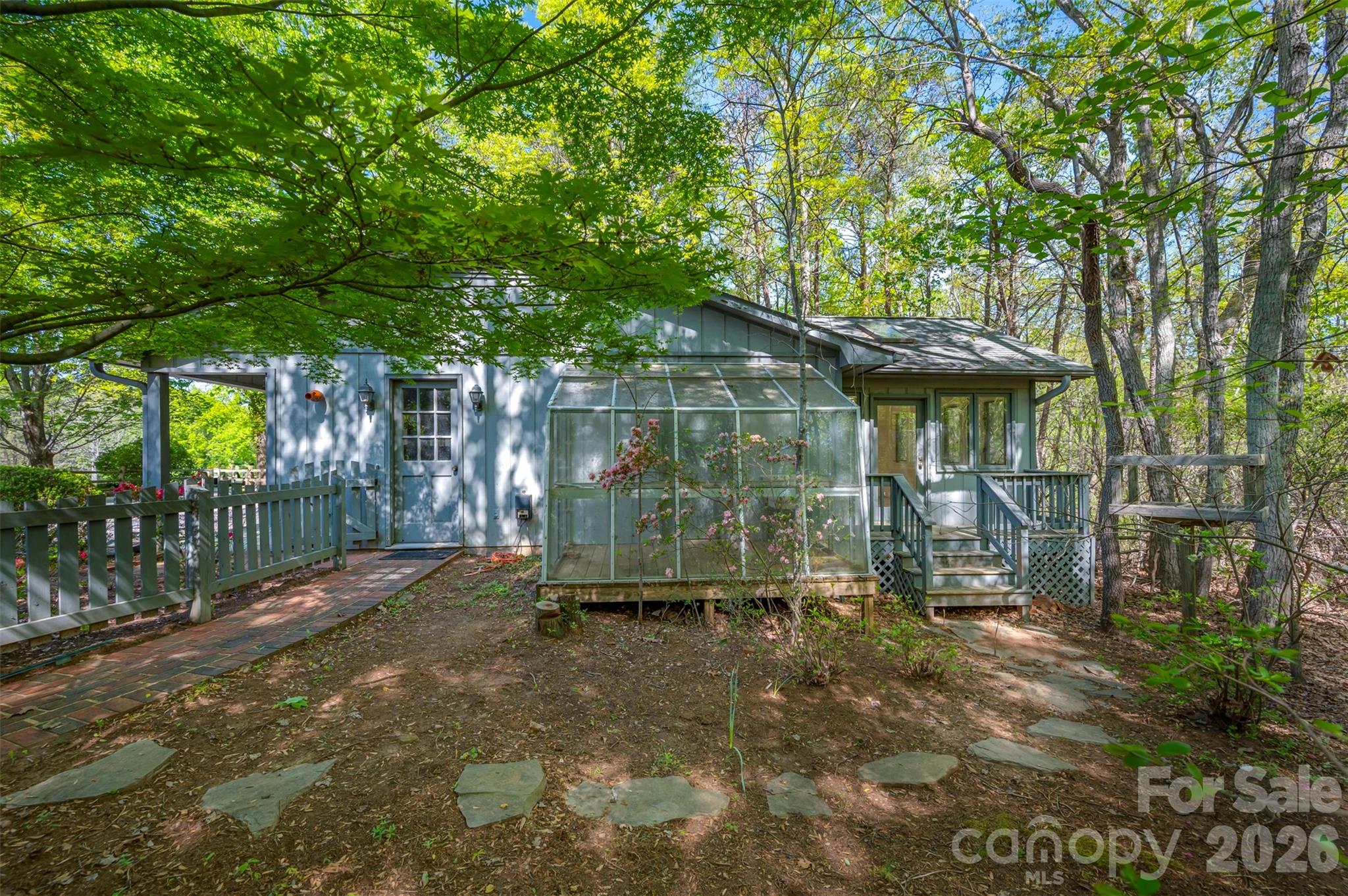 Hunting Wood - Residential