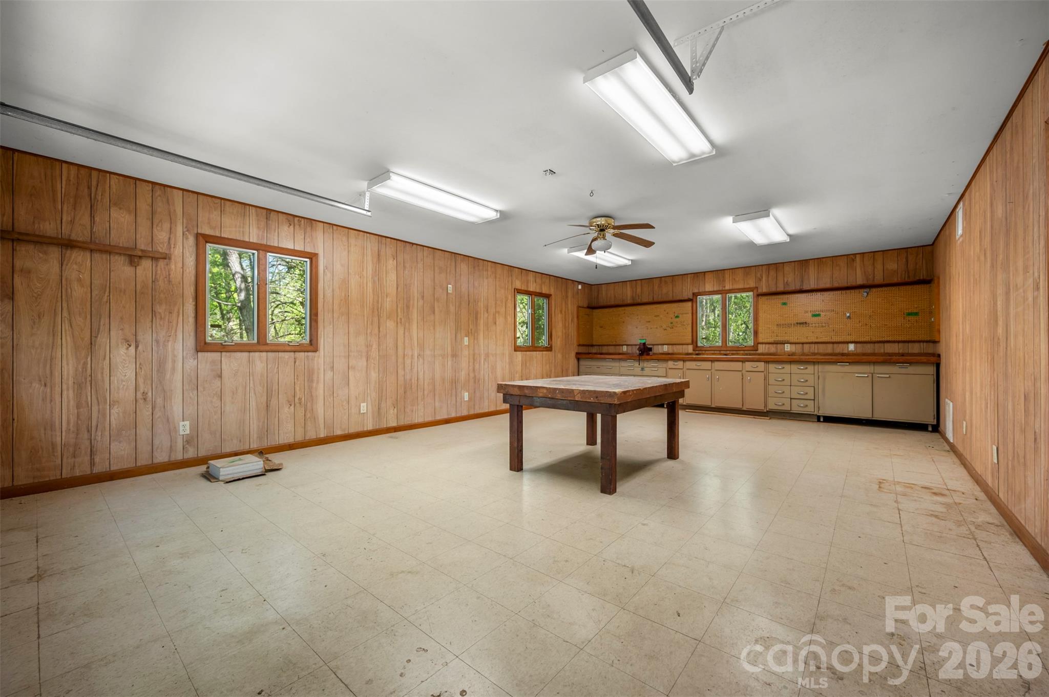 Hunting Wood - Residential