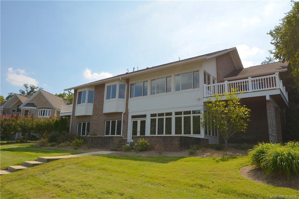 Lake Club - Residential