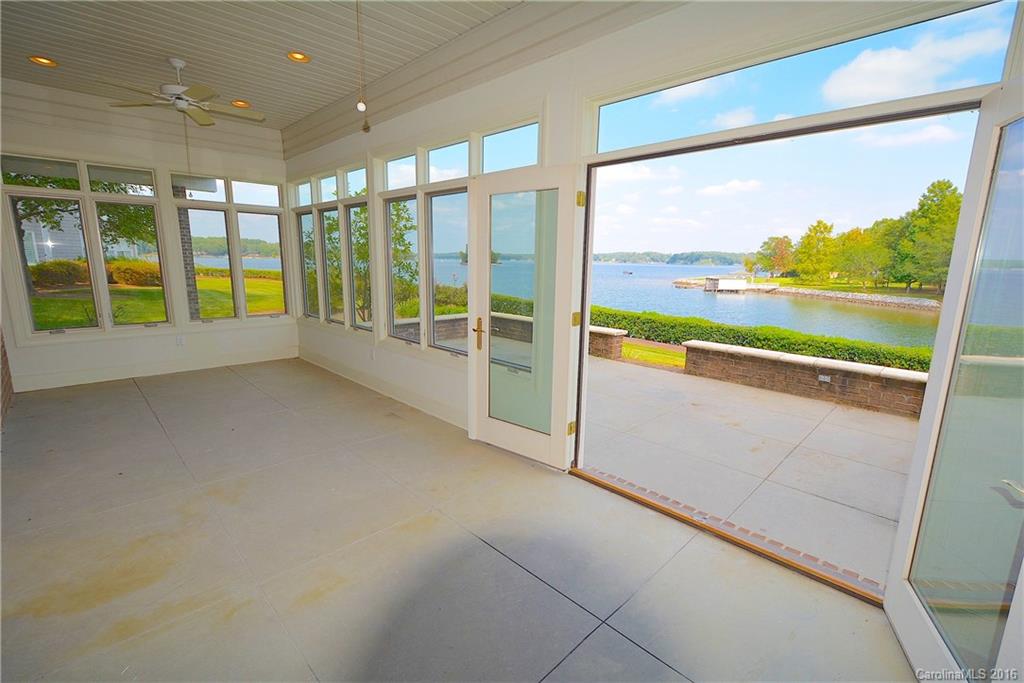 Lake Club - Residential