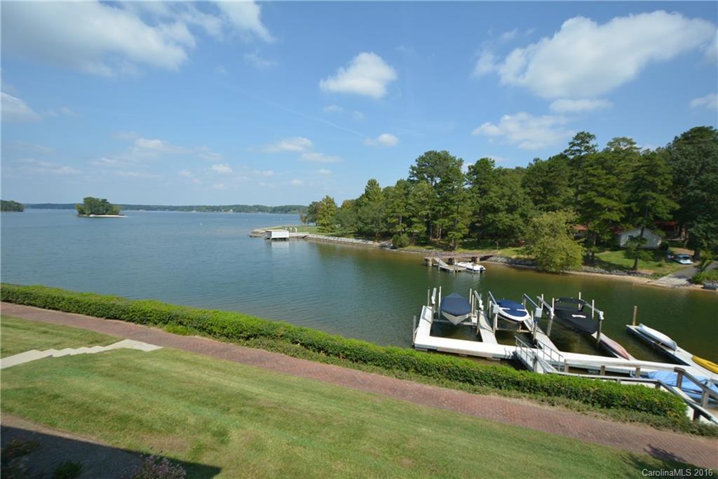 Lake Club - Residential