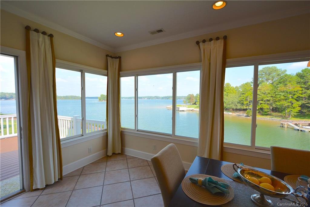 Lake Club - Residential