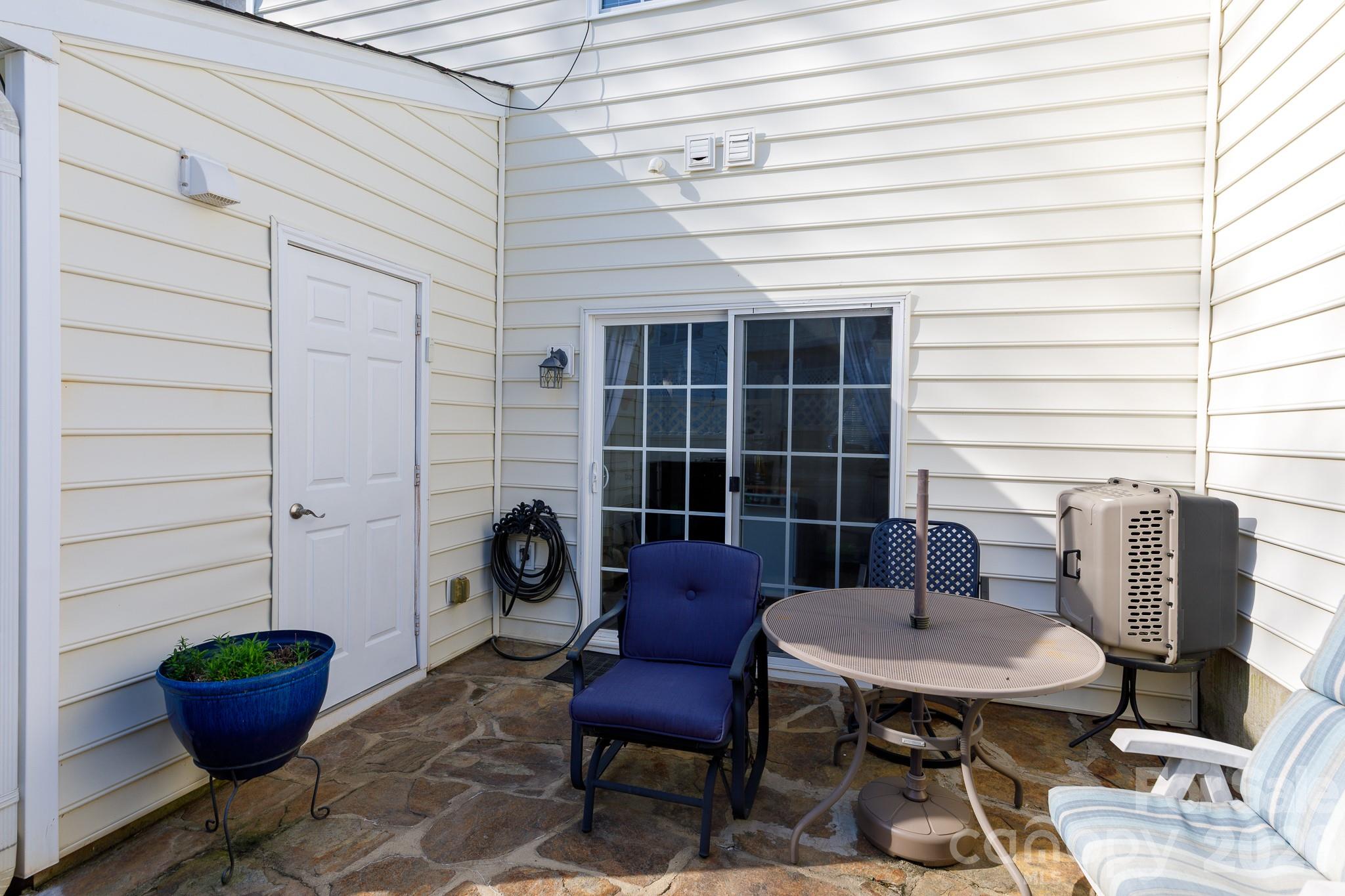 Ridge Pointe - Residential