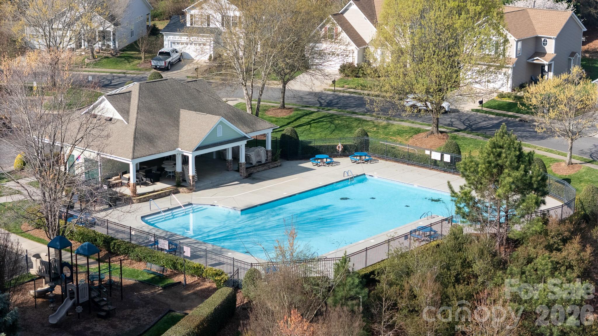 Ridge Pointe - Residential