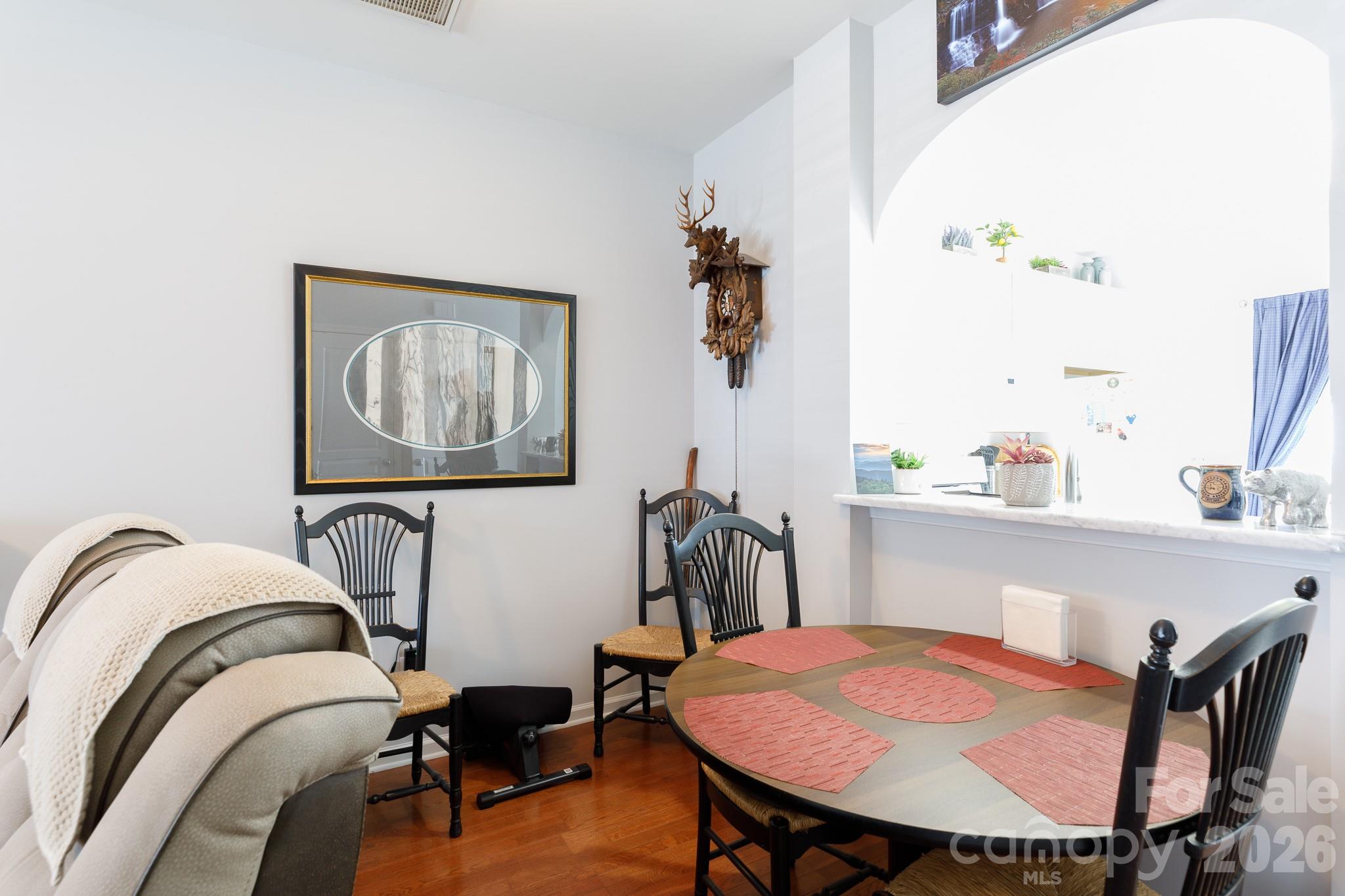 Ridge Pointe - Residential