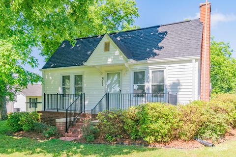 Single Family Residence in Albemarle NC 811 Macarthur Road.jpg