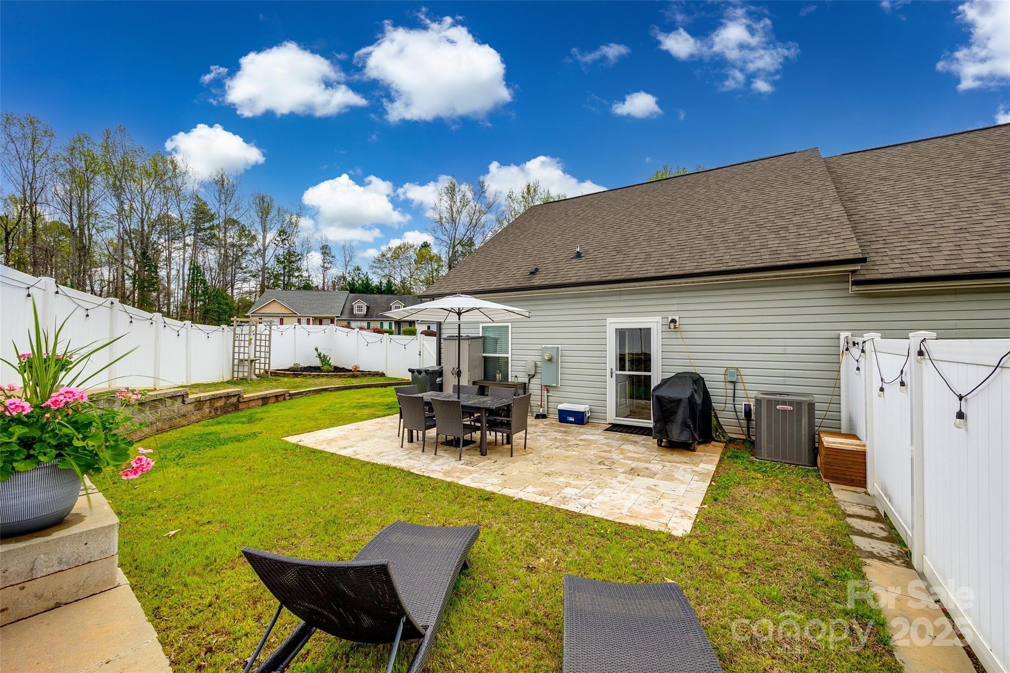 Avery Lake - Residential