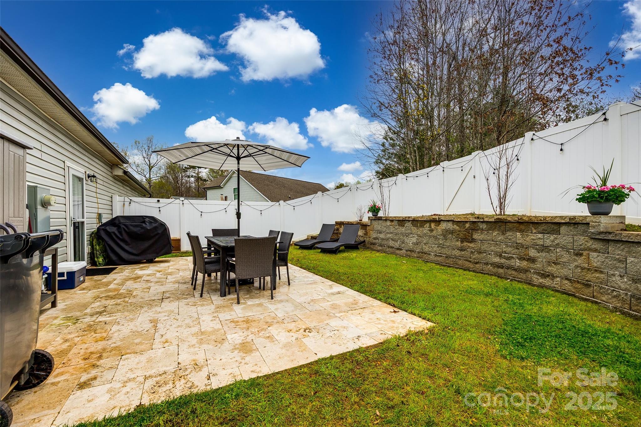 Avery Lake - Residential