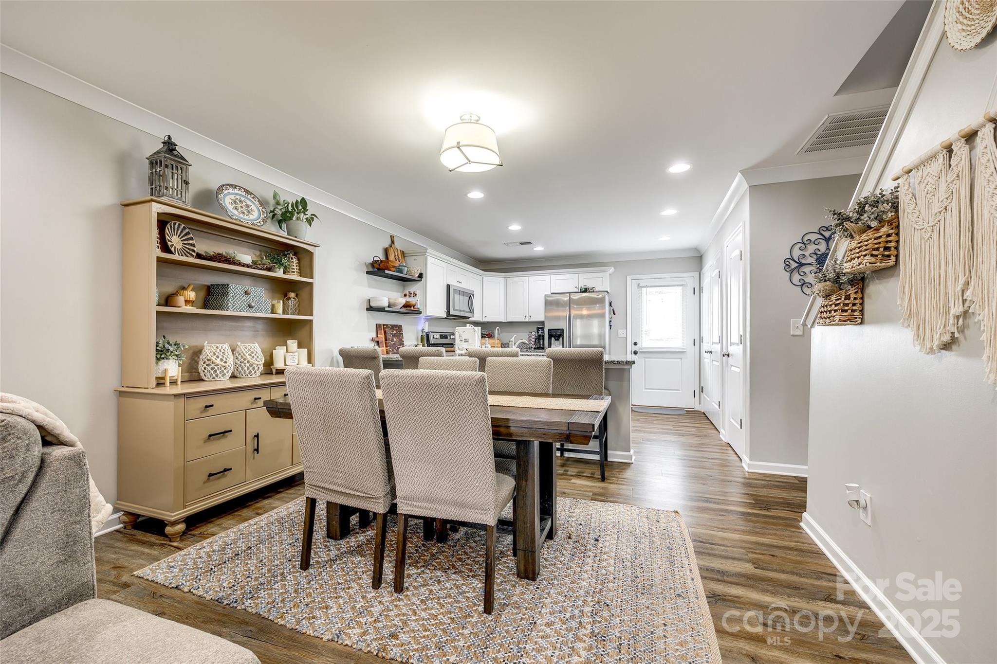 Avery Lake - Residential