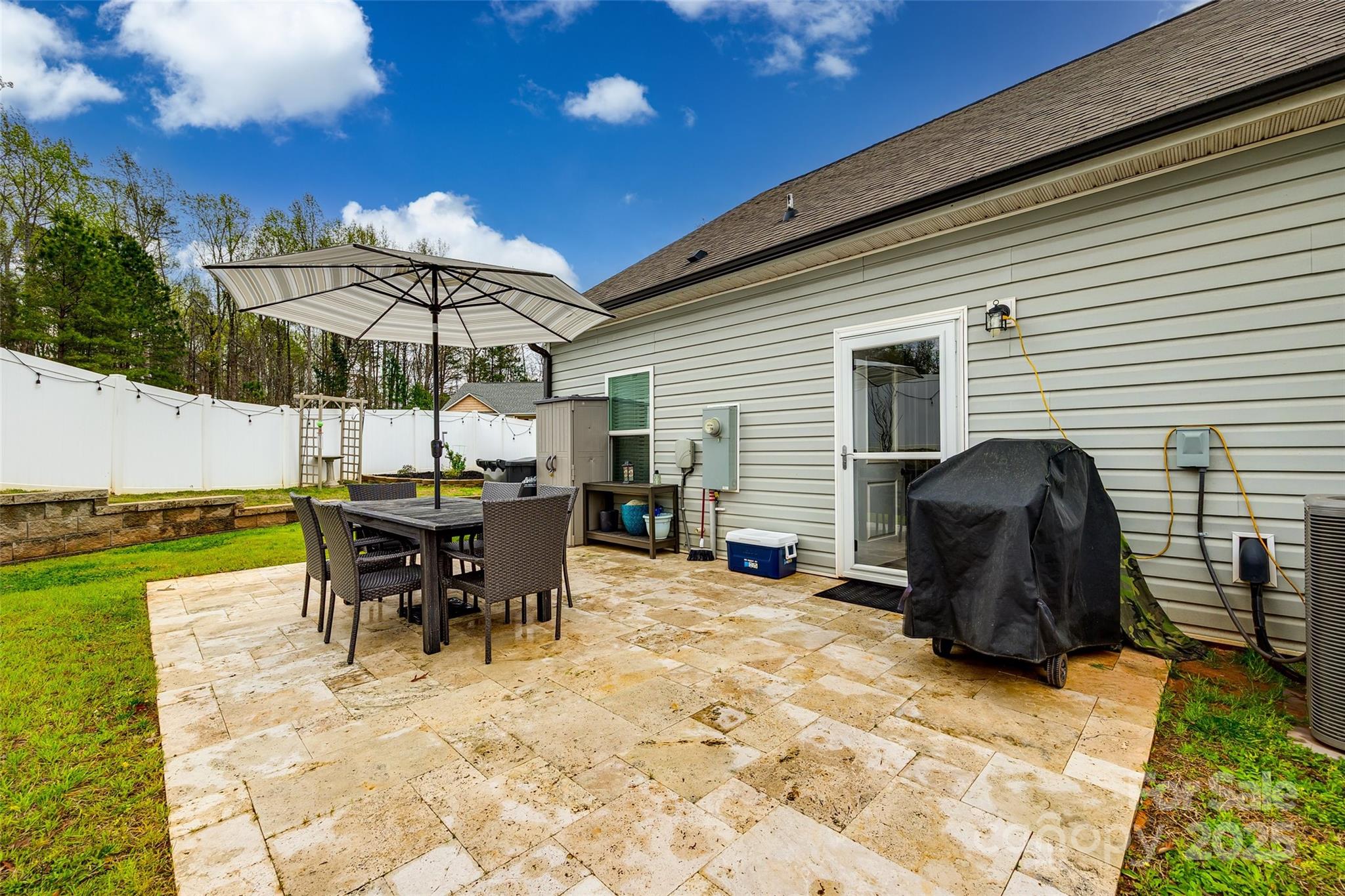 Avery Lake - Residential