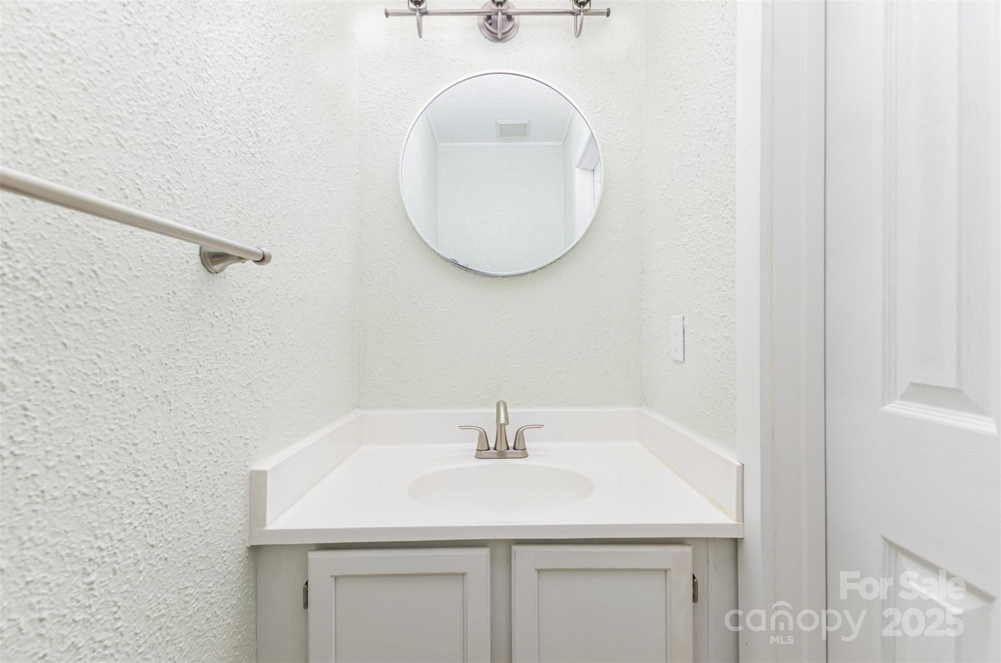 Olde Whitehall - Residential